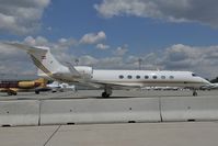 OE-IZM @ LOWW - Gulfstream 5 - by Dietmar Schreiber - VAP