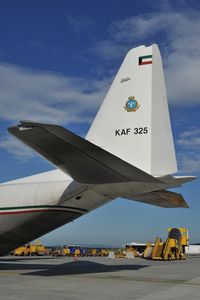 KAF325 @ LOWW - Kuwait Air Force C130 Hercules - by Dietmar Schreiber - VAP