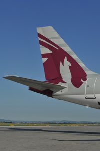 A7-AHA @ LOWW - Qatar Airways Airbus 320 - by Dietmar Schreiber - VAP