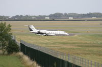 N823GA @ LFPB - on transit at Le Bourget - by juju777