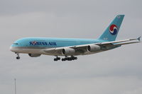 F-WWAZ @ LFPB - on transit for SIAE 2011 - by juju777