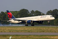 N629DL @ ORF - Delta Air Lines N629DL (FLT DAL1143) from Hartsfield-Jackson Atlanta Int'l (KATL) landing RWY 23. - by Dean Heald