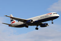 G-EUXH @ EDDS - Short final on rwy 25 - by Jens Achauer