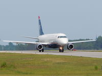 N138HQ @ ILM - Smokey day at Wilmington Int.