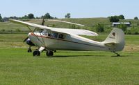 N86219 @ D32 - Starbuck Fly-in 2011