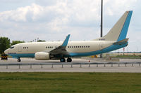HL8222 @ VIE - Korean Air