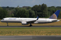 N21108 @ TXL - United Airlines