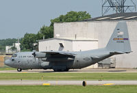 92-3288 @ KMSP - A smart-looking Hercules departs from the Minnesota ANG ramp at KMSP. - by Daniel L. Berek