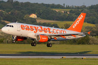 G-EZDZ @ VIE - easyJet - by Chris Jilli