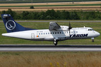 YR-ATE @ VIE - Tarom