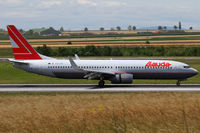 OE-LNK @ VIE - Lauda air
