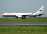 N188AN @ LFPG - c/n 969