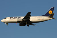 D-ABWH @ VIE - Lufthansa - by Chris Jilli