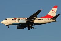 OE-LNL @ VIE - Austrian Airlines - by Chris Jilli