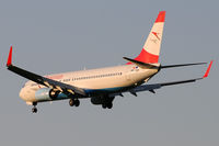 OE-LNR @ VIE - Austrian Airlines - by Chris Jilli