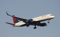 N640DL @ DTW - Delta 757 - by Florida Metal