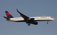 N640DL @ DTW - Delta 757 - by Florida Metal