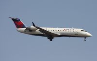 N8696C @ DTW - Pinnacle CRJ