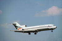N405DA @ MIA - Boeing 727-232 of Delta Air Lines on final approach to Miami International in November 1979. - by Peter Nicholson