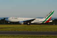I-AIGI @ EIDW - About to lift off Rwy 10 at EIDW.