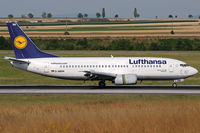 D-ABXN @ VIE - Lufthansa - by Chris Jilli