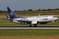 YR-BGF @ VIE - TAROM - by Chris Jilli