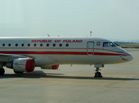 SP-LIH @ LOWW - Poland Government Embraer ERJ-175