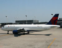 N316US @ KMSP - Formerly with Northwest, this aircraft has been repainted in Delta's new colors. - by Daniel L. Berek