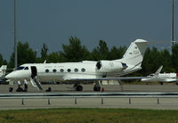 102004 @ LOWW - Swedish Air Force Gulfstream IV