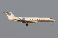 VP-BNO @ VIE - Private