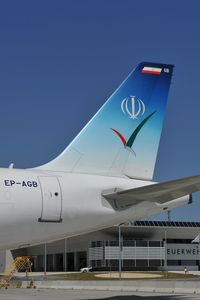 EP-AGB @ LOWW - Meraj Air Airbus A321 - by Dietmar Schreiber - VAP