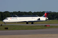N945DL @ ORF - Delta Air Lines N945DL (FLT DAL1143) rolling out on RWY 5 after arrival from Hartsfield-Jackson Atlanta Int'l (KATL). - by Dean Heald