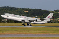 A7-HHK @ VIE - Qatar Amiri Flight - by Chris Jilli