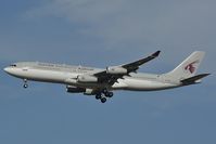 A7-HHK @ LOWW - Qatar Government Airbus A340-200 - by Dietmar Schreiber - VAP