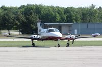 N69RH @ MGN - Parked