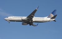 N12216 @ TPA - Continental 737-800