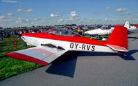 OY-RVS @ RKE - Roskilde Air Show 23.8.09 - by leo larsen