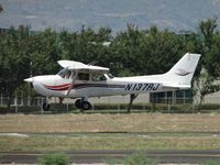N137RJ photo, click to enlarge