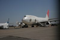 N805AS @ ROW - Taken at Roswell International Air Centre Storage Facility, New Mexico in March 2011 whilst on an Aeroprint Aviation tour - by Steve Staunton