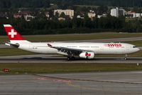 HB-JHB @ LSZH - decelerating sfter touchdown - by Friedrich Becker
