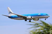 PH-BXH @ LEBL - ......