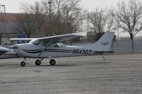 N64307 @ ABQ - Taken at Alburquerque International Sunport Airport, New Mexico in March 2011 whilst on an Aeroprint Aviation tour - by Steve Staunton