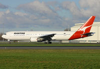 VH-OGD @ NZCH - taxi to A1 on 20, for its return to SYD as QF46 - by Bill Mallinson