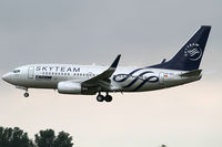 YR-BGF @ MUC - Tarom
