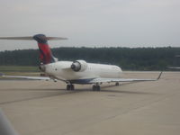 N187PQ @ IAD - crj-900 - by christian maurer
