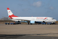 OE-LNQ @ AOK - Austrian Airlines - by Chris Jilli
