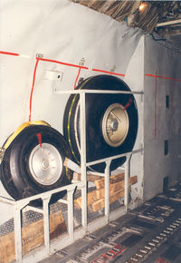 N909SJ @ EHAM - Southern Air Transport  , reserve wheels - by Henk Geerlings