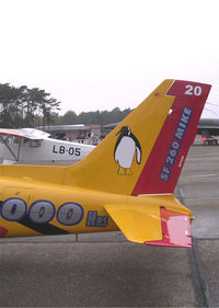 ST-20 @ EBBL - Special colors.250.000 Hrs SF 260 MIKE. - by Robert Roggeman