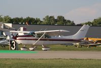 N93HB @ KOSH - Cessna T182