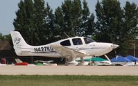 N427KG @ KOSH - Cirrus SR22 - by Mark Pasqualino